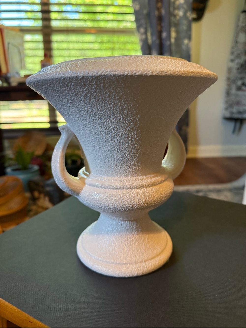 Royal Haegar Textured Ceramic Urn Vase with Handles - White - R6-150 -USA -8 in
